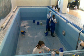 Чистка и обслуживание бассейнов