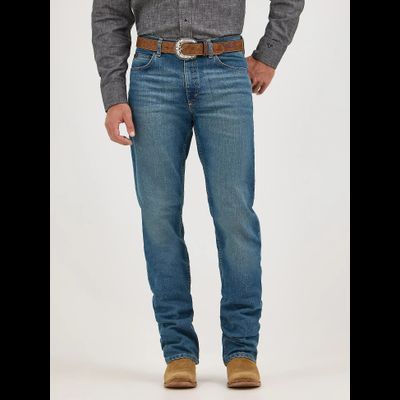 Джинсы Wrangler® Cody Johnson 20X® Advanced Comfort 01 Competition Relaxed Fit Jean