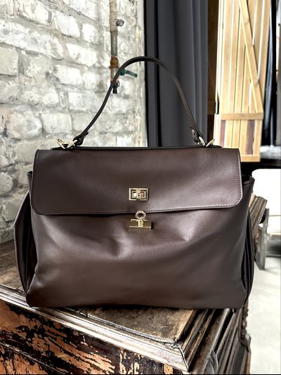 Женская сумка из мягкой натуральной кожи Vera Pelle, цвет коричневый. Арт. 0280801