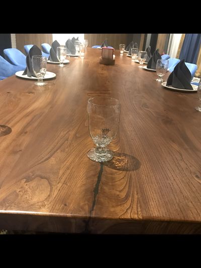 стол банкетный из слэбов карагача