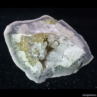 Пирит -"спектропирит", кальцит в полости конкреции. Россия. 52*40*30мм