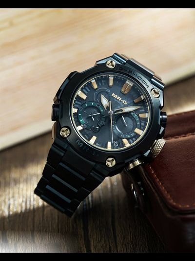 Часы Casio G-Shock MRG-B2000BG-3A