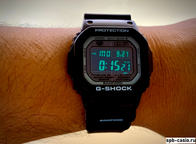 Часы Casio G-Shock GW-M5610BWD20-1ER