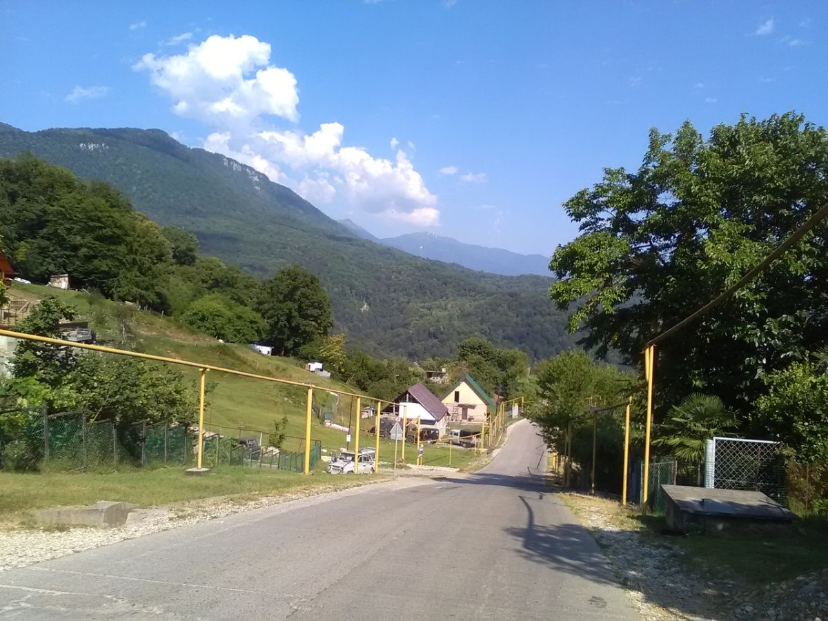 Село лесное сочи. Красная воля краснодарский край. Троице-георгиевский женский монастырь в сочи. Голицыно сочи фото села. Село галицыно.