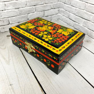 Шкатулка для хранения украшений Птица с рябиной 120*80 мм с росписью Хохлома