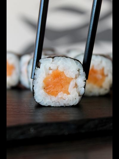 Ролл с лососем 8шт