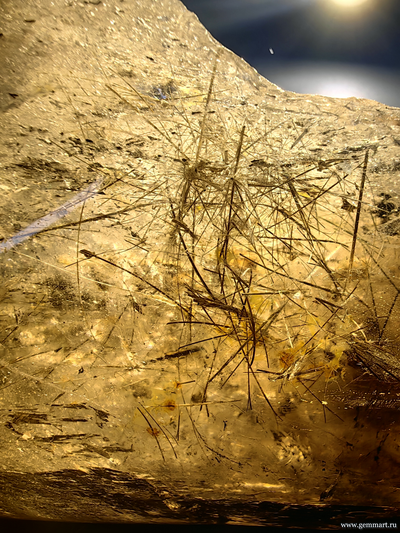 Рутил  в дымчатом кварце. Россия.   195*110*65мм