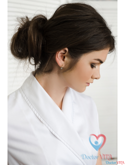 Блуза классика IvaMed белая