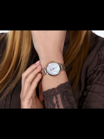 Наручные часы Citizen EM0673-83D