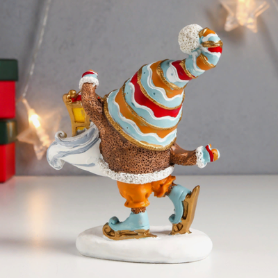 Новогодний сувенир "Гном на катке с фонариком" 13,5х5,5х11,5 см