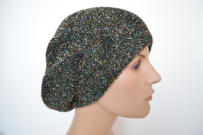 Женский берет с блестками разноцветный