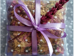 Саше подушечка из фатина с  розой