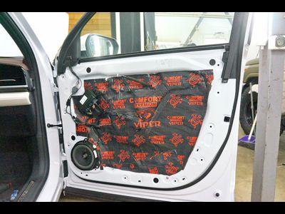 Шумоизоляция Geely Monjaro