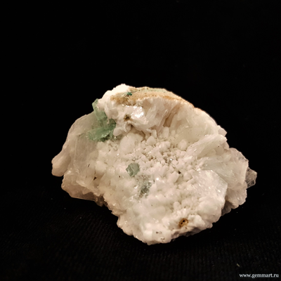 Апофиллит и стильбит на породе 40*38*21мм.