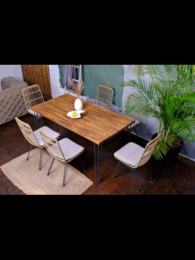 Обеденная группа Sharlotte M