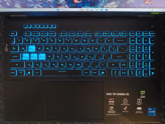 ASUS  TUF Gaming F16 FX608JPR-RV120 ( 16.0 WUXGA IPS Core i5-14450HX RTX5070 (8Gb) 32Gb 1024SSD )