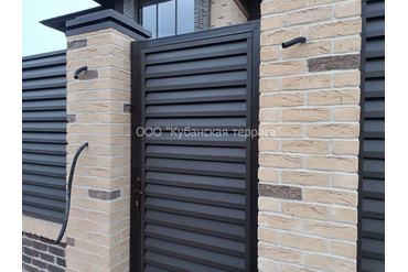 Забор из жалюзи двухсторонний цвет 7024