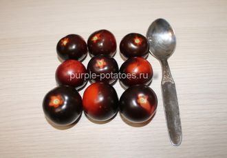 Помидоры фиолетовые Bing Cherry (Бинг Черри)