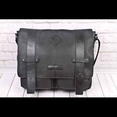 Кожаная мужская сумка Madruzzo black (арт. 5068-01)