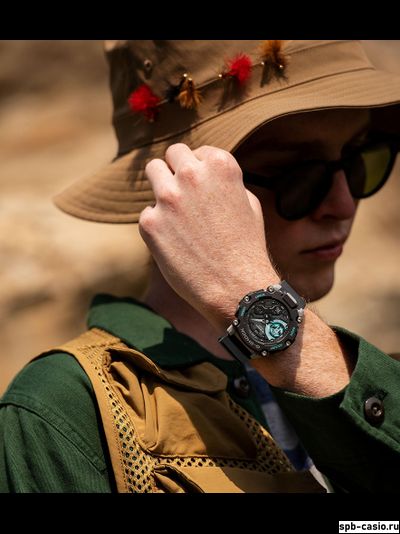 Часы Casio G-Shock GA-2200M-1AER