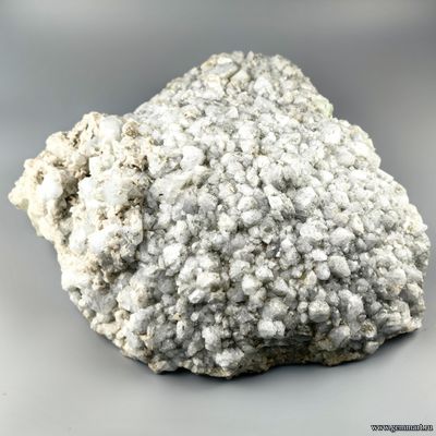 Датолит, друза кристаллов с кристаллами кварца. Россия. 440*400*150мм