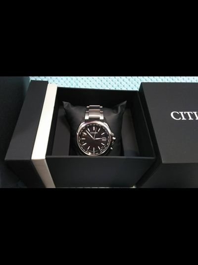 Наручные часы Citizen CB1070-56E