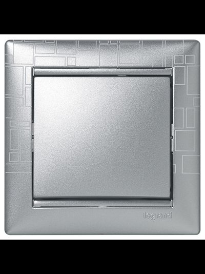 Розетки и выключатели Legrand серии Valena