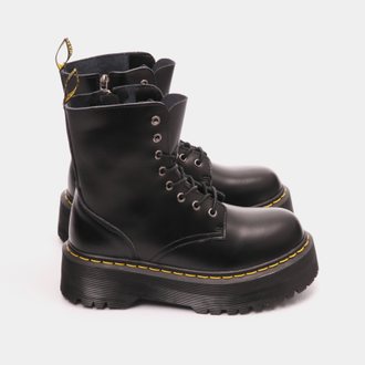 Dr. Martens Jadon Smooth