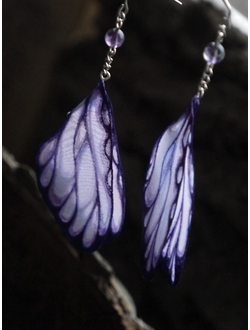Волшебные серьги "Крылышки Феи Баклажанницы" (натуральный флюорит, шёлк)