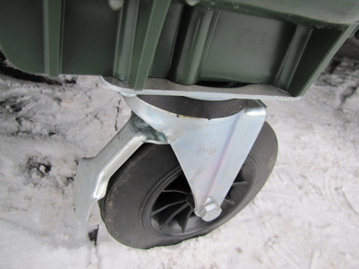 Резиновое колесо с тормозом пластикового мусорного контейнера 1100 литров