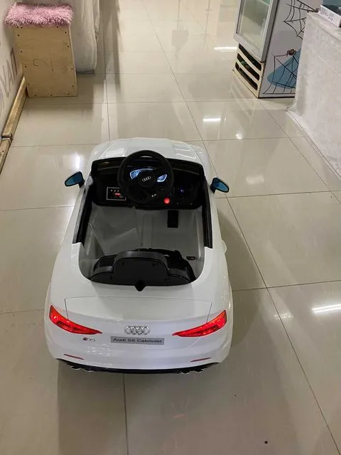 Машинки для детей можно взять в аренду