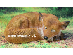 Лисица спящая 13*32см   0,9кг   полистоун Россия 910-012633