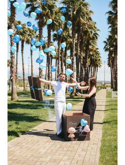 Коробка-сюрприз чёрная на гендер-пати