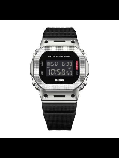 Часы Casio G-Shock GM-5600M-1A