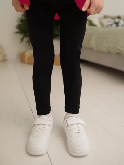 Футболка и леггинсы