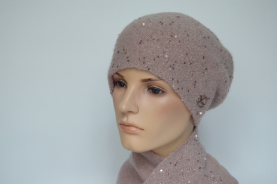 vizio collezione берет и шарф розовый