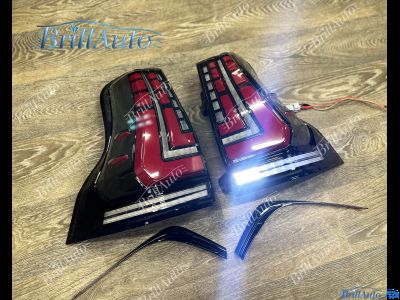 Стопы Toyota Land Cruiser Prado 150 2009-2024 с анимацией красно-черные