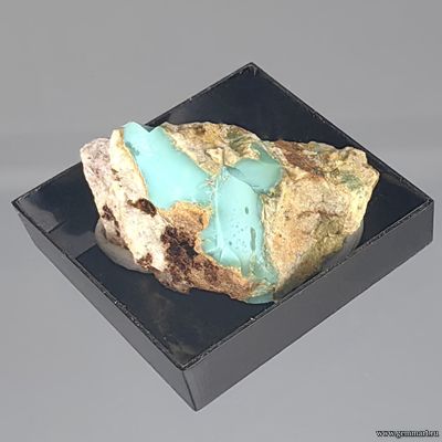 Бирюза в боксе. 25*20*16мм