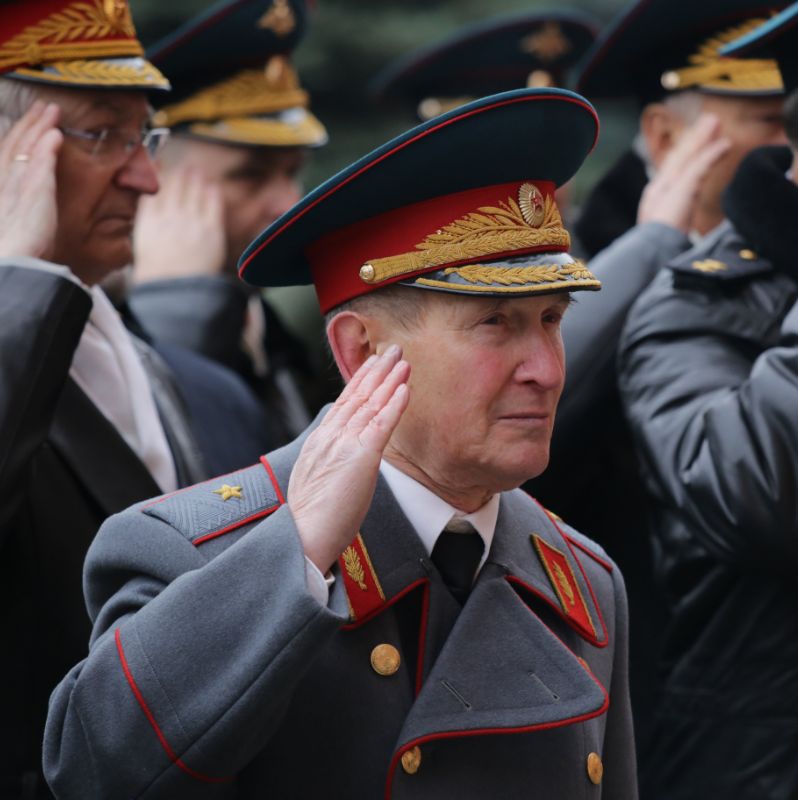 Коломойцев Роман Ростиславович