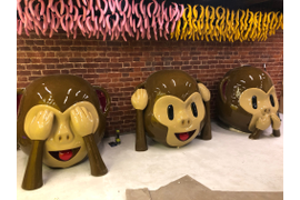 Обезьянки Эмодзи. Объемные стеклопластиковые арт-объекты