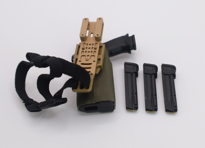Пистолет с кобурой и подсумками под магазины - 1/6 (26062R) - Easy&Simple