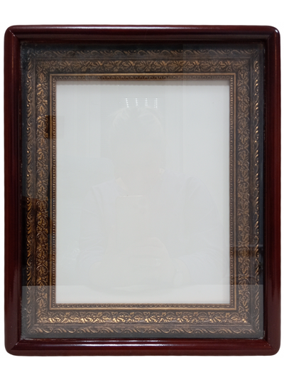 Киот "Антик" деревянный с багетной рамой "под золото" для иконы формата 22х28см