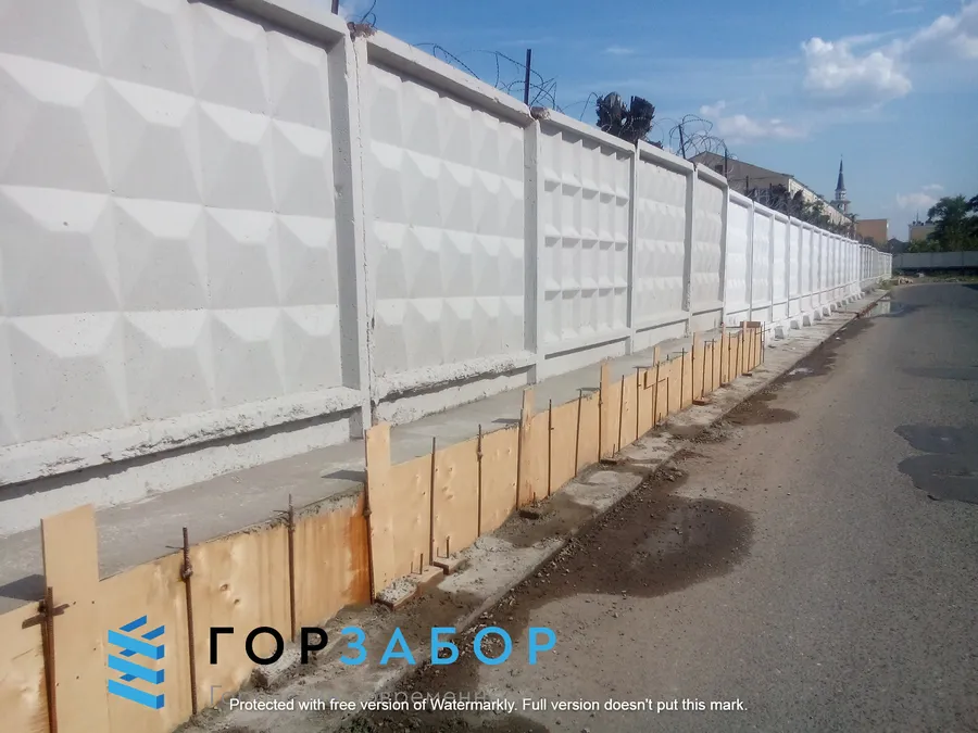 Работы по установке бетонного забора под ключ