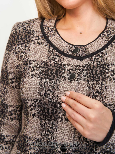 Трикотажный жакет бежевого цвета