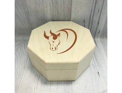 Шкатулка с символикой "Быка" с гравировкой №14
