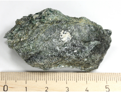 Актинолит, Россия, Кыштымское м-е, Южный урал (54*29*29 мм, 47 г) №29320