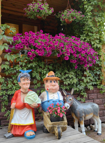 Дачница с капустой 85*50 см   7кг   полистоун Россия 6949/012095*