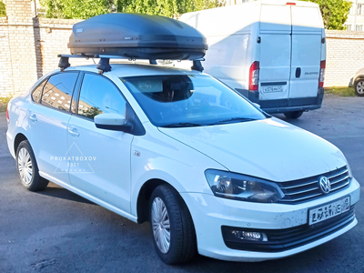 WV Polo + THULE Pacific200