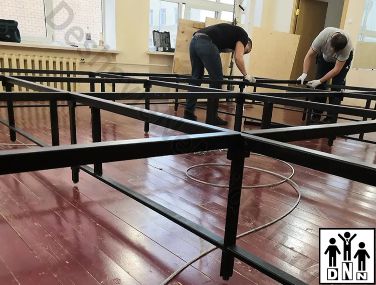 Монтаж ринга на помосте