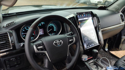 Руль для Toyota Land Cruiser 200 2008-2015 в стиле 2016+